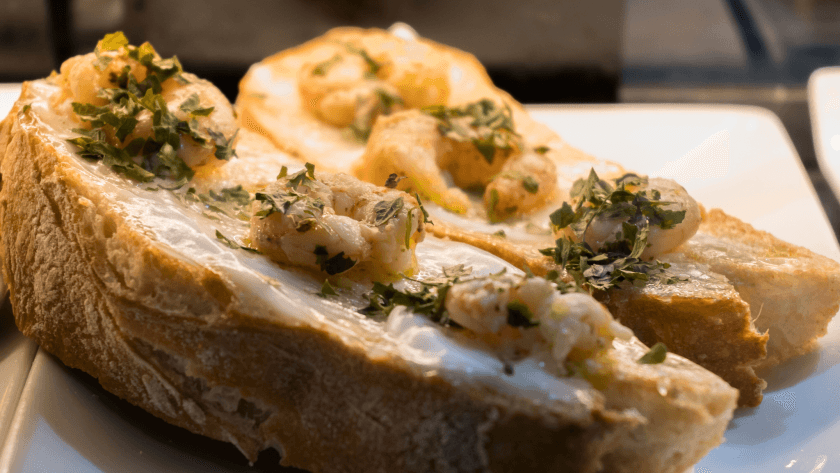 tosta de gambas