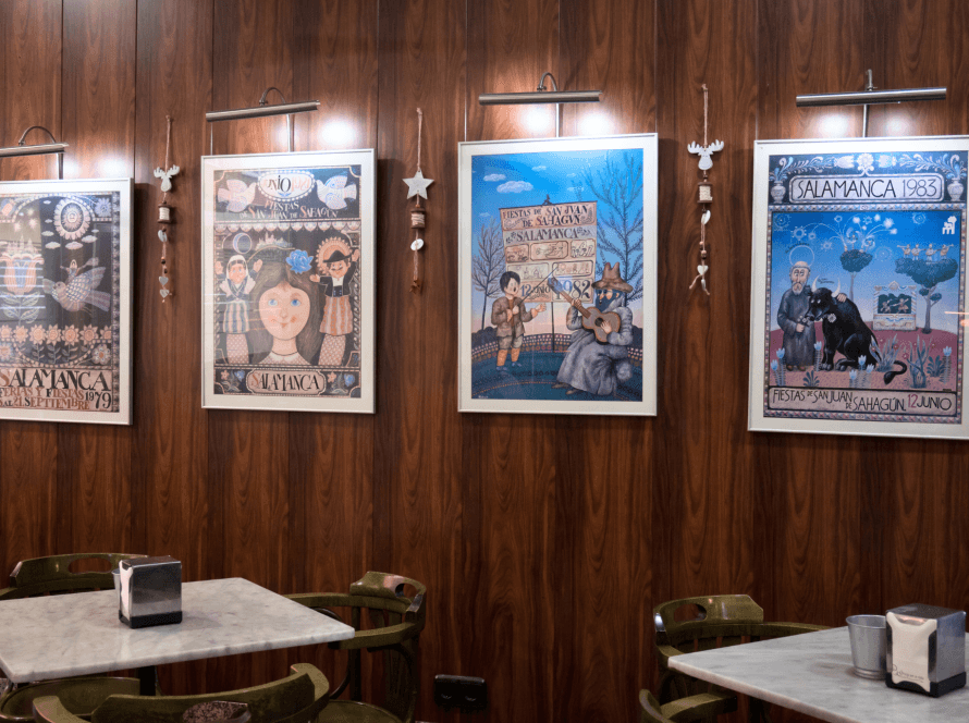 interior cafetería en Salamanca, cerca de la estación de autobuses